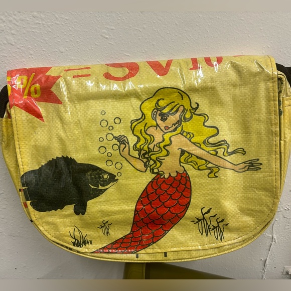 Unique recycled crossbody bag by Angkor Recyled Handmade in Cambodia New unused! - Picture 1 of 9